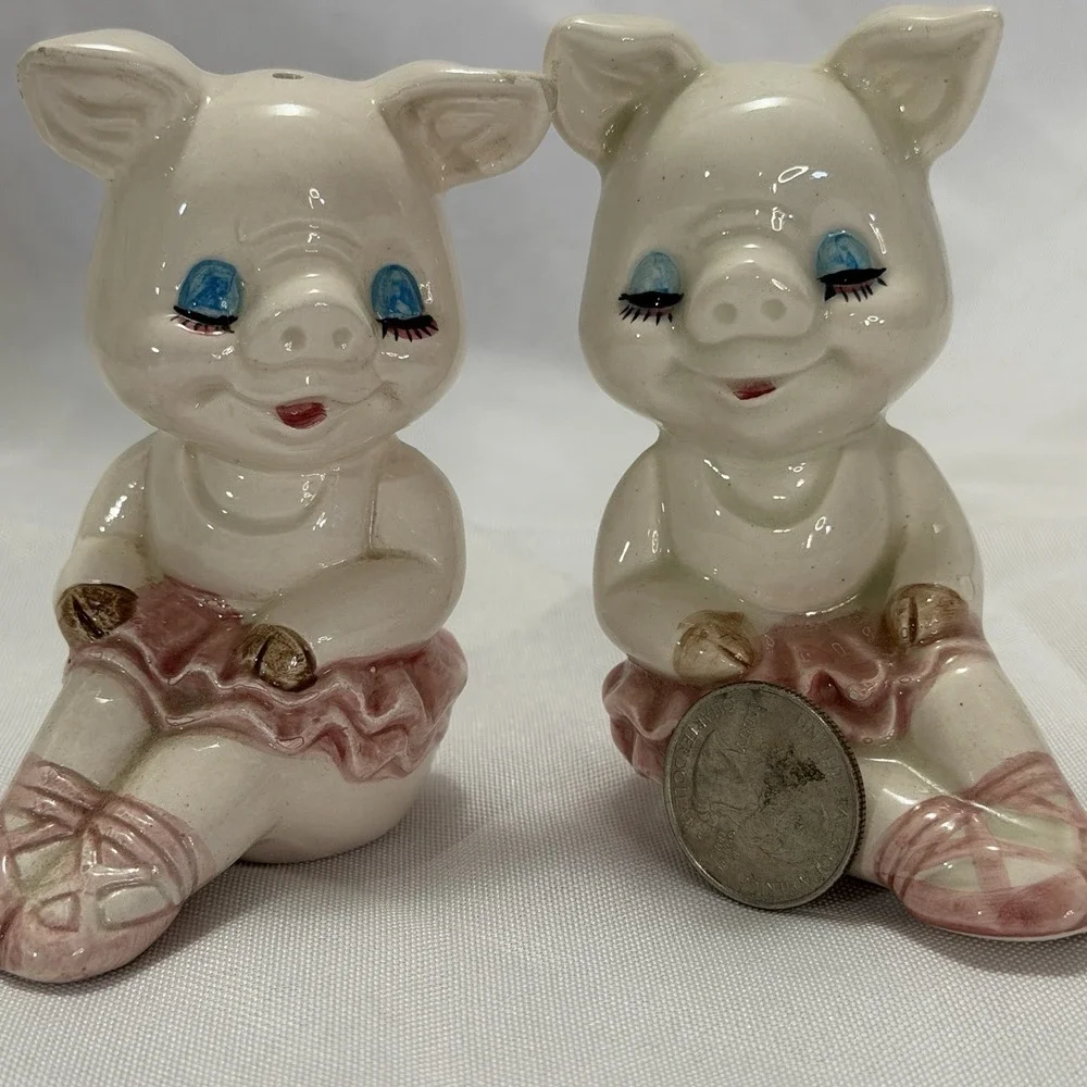 Vintage LEGO Taiwan Pig Ballerina Salt & Pepper Shakers Cute Ceramic Novelty Set